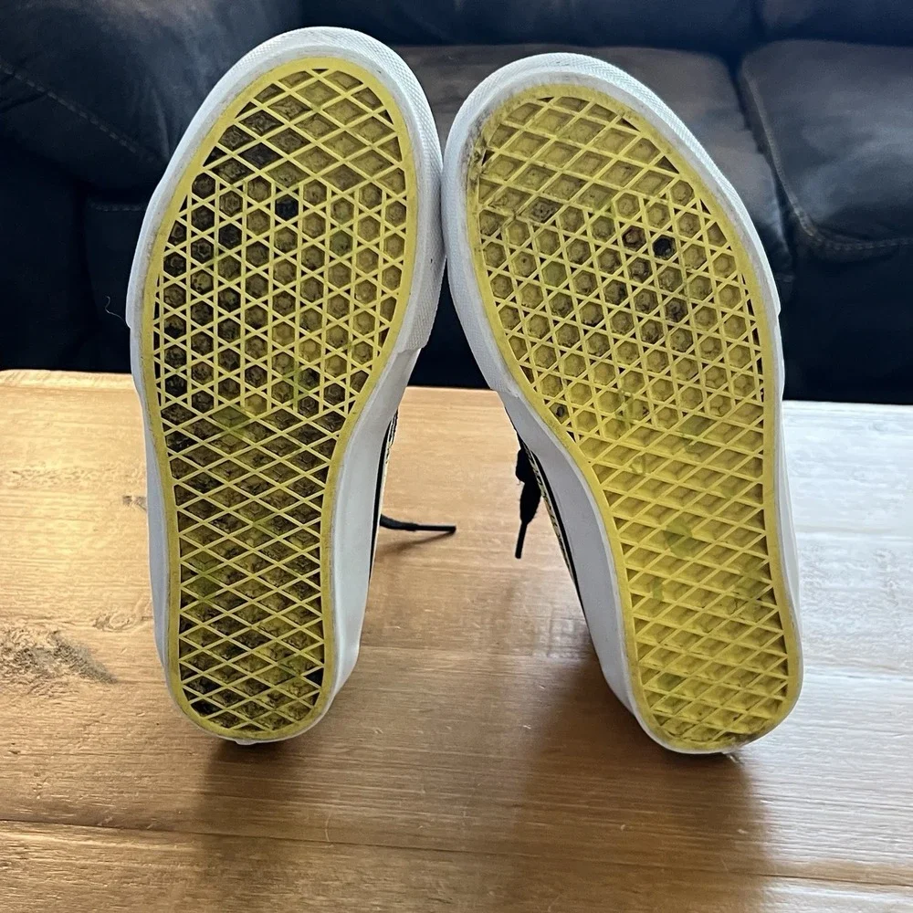Vans x SpongeBob Gigliotti Sk8-Hi High Top Skate Shoes Mens 7.5 Yellow Black HTF